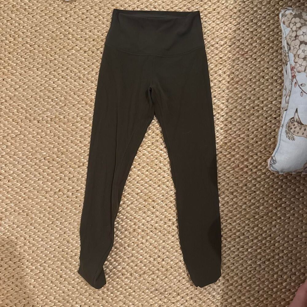 Lululemon Women's Black and Green Leggings